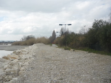 tratto ciclabile Tordino erosa dall'alluvione