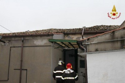 Vigili del Fuoco crollo tetto casa