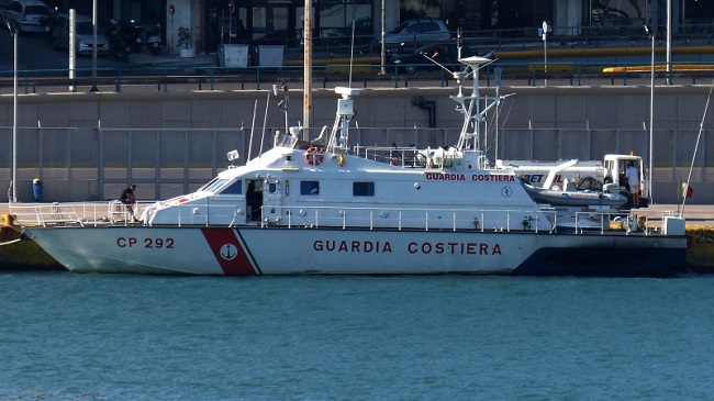 Pescara, Guardia Costiera: soccorso un marittimo filippino