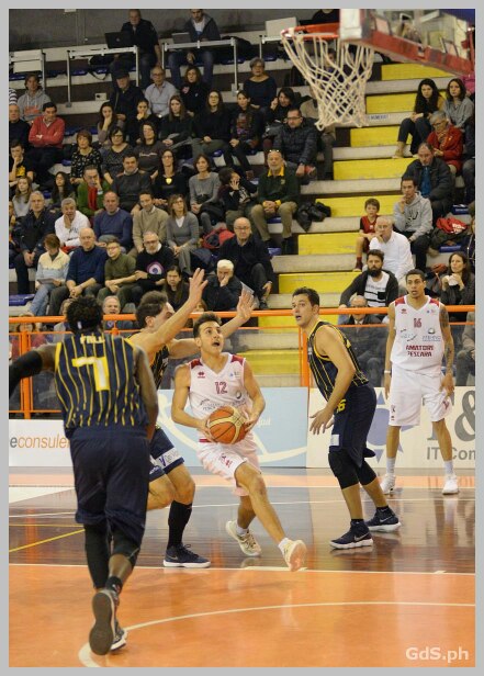 Basket, l'Amatori a Senigallia