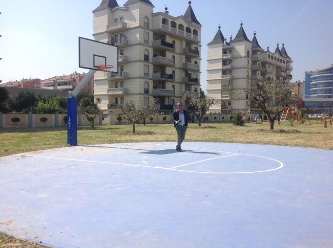 campo basket Parco Falcone Montesilvano