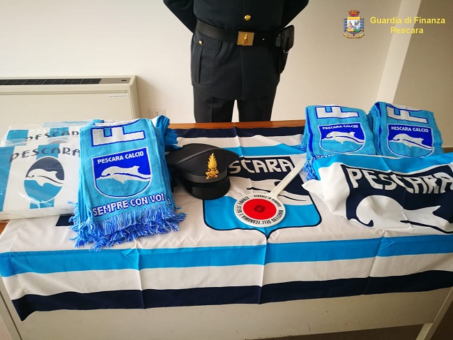 merce Pescara Calcio contraffatta