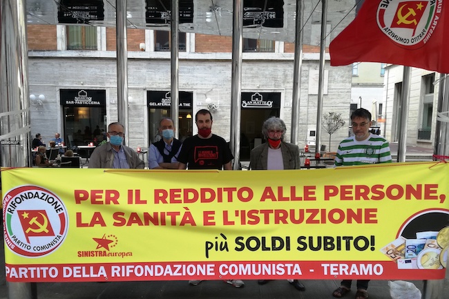 presidio rifondazione comunista teramo 20 giugno 2020