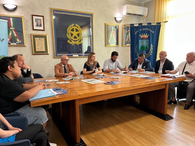 presentazione cartellone estivo montesilvano 2023