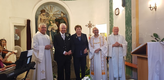 mariella e mario in chiesa