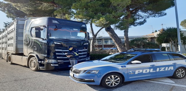 posto blocco polizia pescara