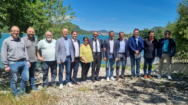 sindaci e consiglieri regionali di opposizione alla presentazione della proposta di legge riserva naturale Lago di Bomba