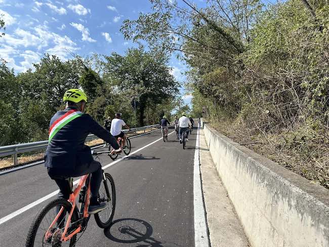 inaugurazione in bici sp57 dir