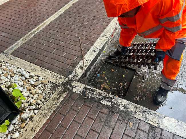 apertura e pulizia tombini pescara