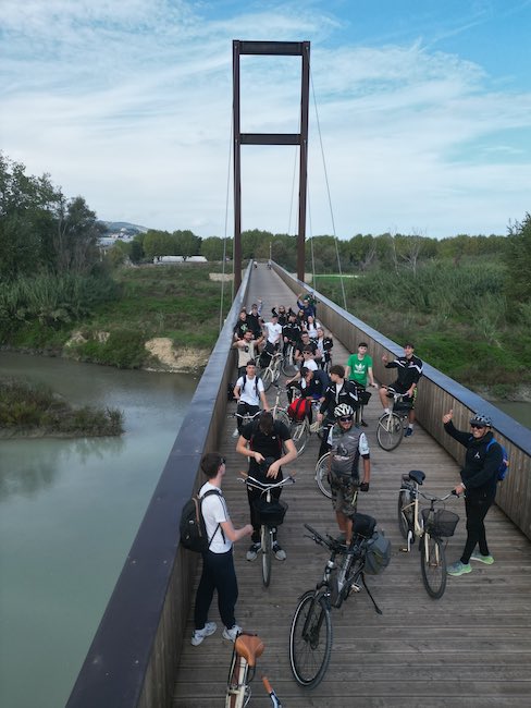 studenti in bici borsacchio-torre del cerrano