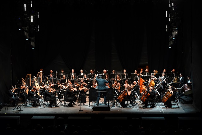 Orchestra dell'Istituzione SInfonica Abruzzese + Ettore Pellegrino spalla